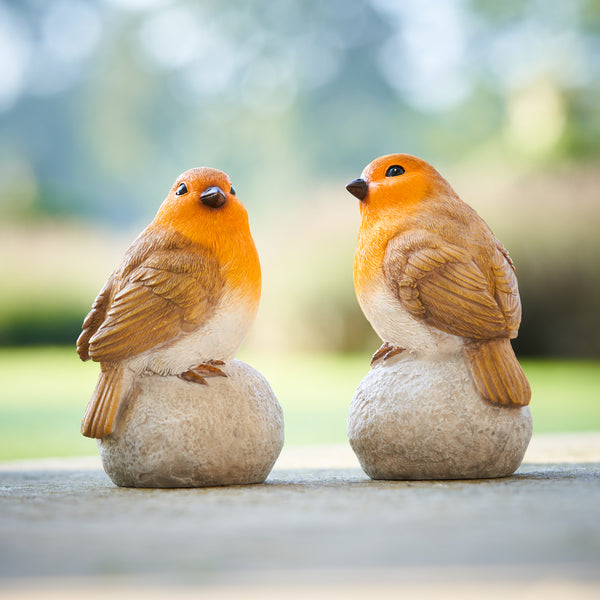 Pair of Robins on Stones Ornaments