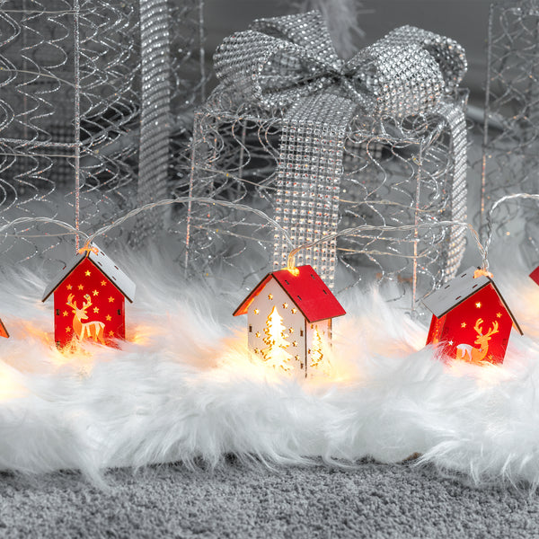 10 LED Wooden Reindeer Houses