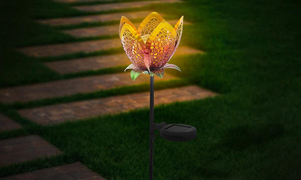 GloBrite Outdoor Hollow Flower Solar Light